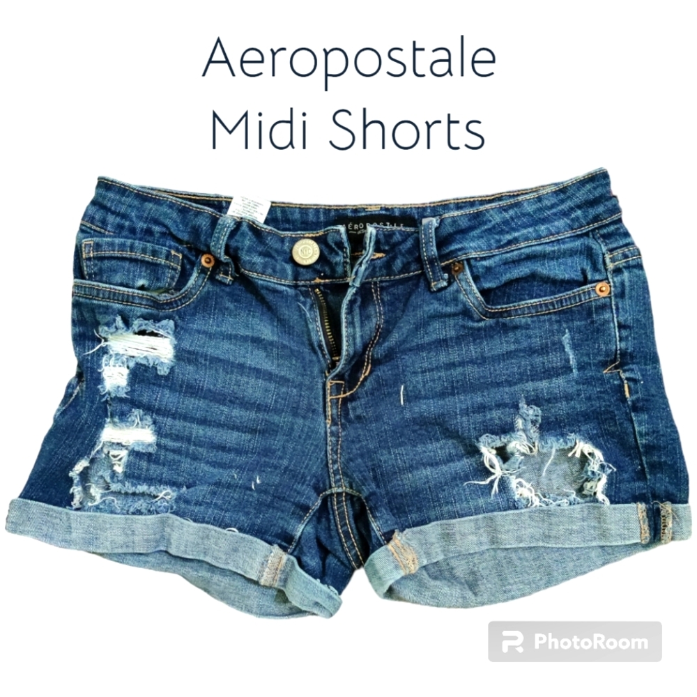 Aeropostale Distressed Midi Shorts, women size 2